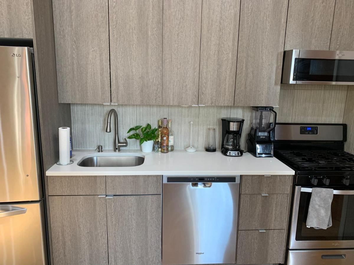 Appartement Urban Jungle Oasis In Queens! à New York Extérieur photo