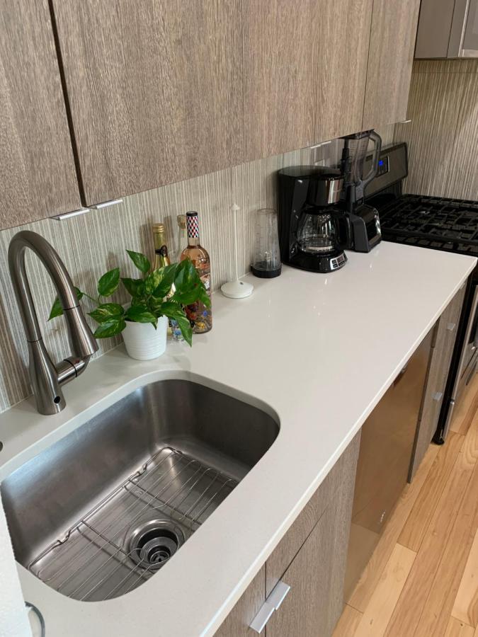 Appartement Urban Jungle Oasis In Queens! à New York Extérieur photo